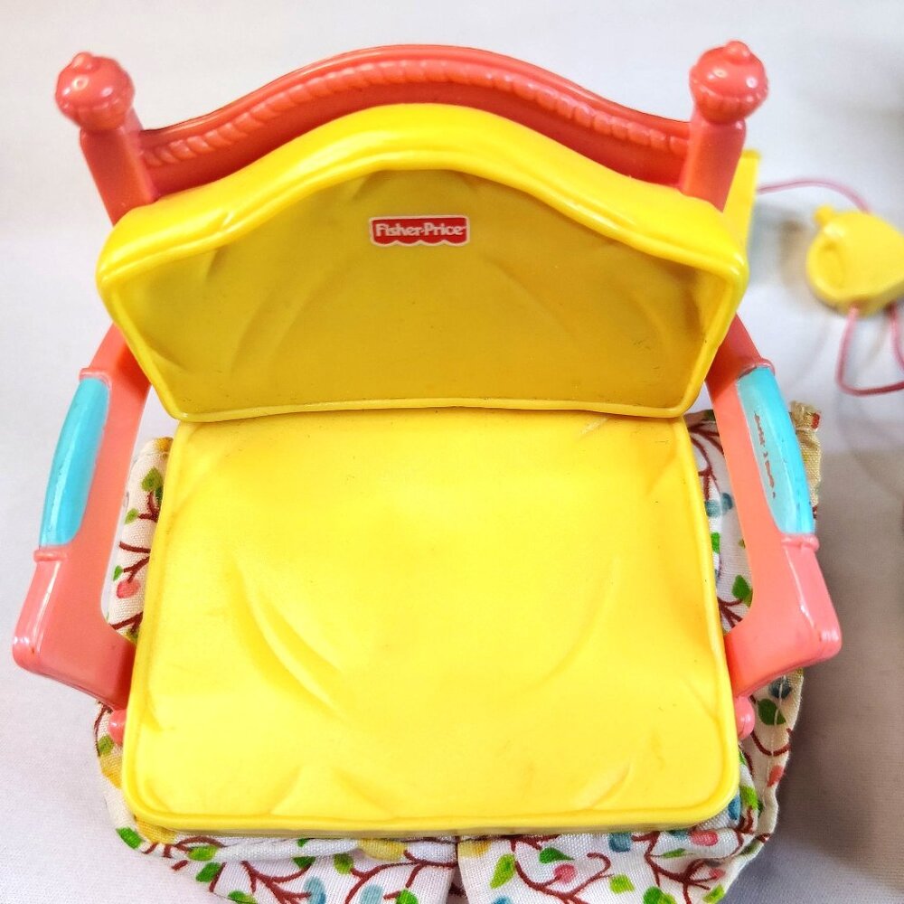 Fisher-Price My Loving Family Dollhouse Chair & Laundry Set & Washer/Dryer 2005 - Picture 4 of 13